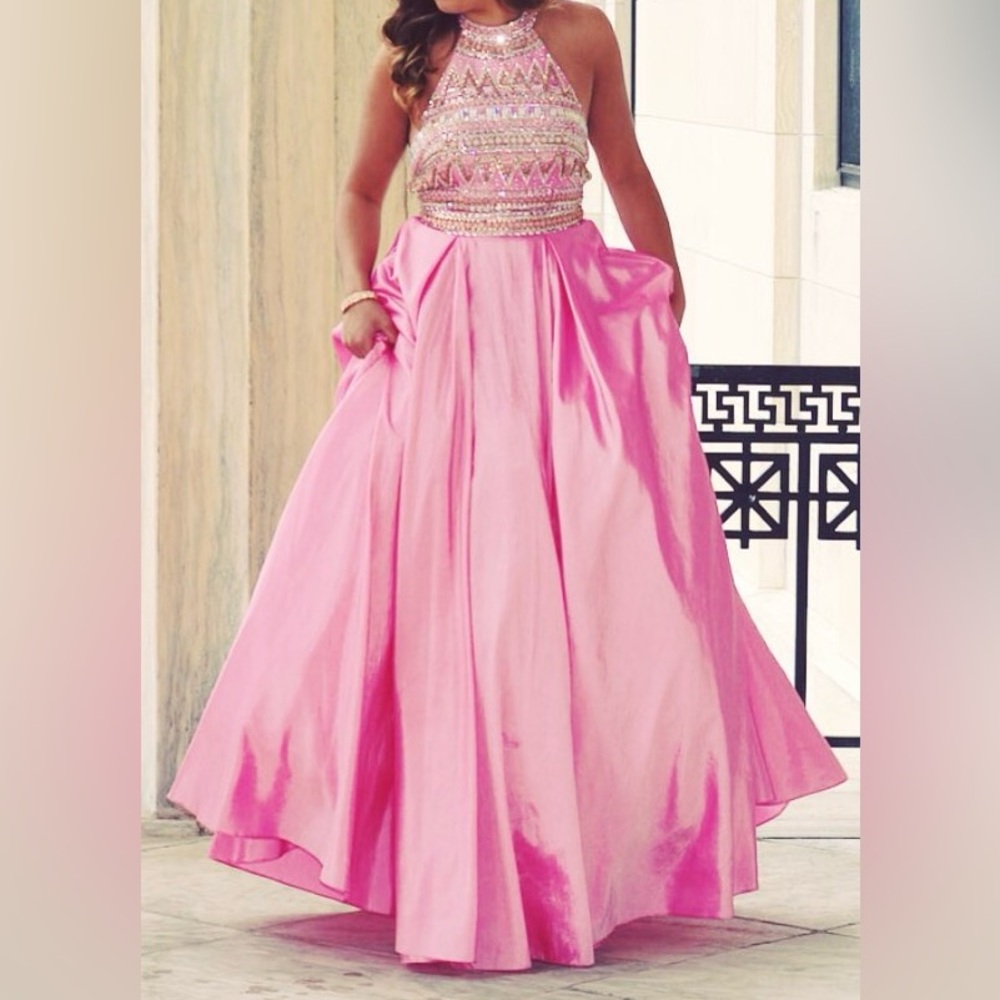 Sherri Hill Prom Dress - Picture 1 of 6